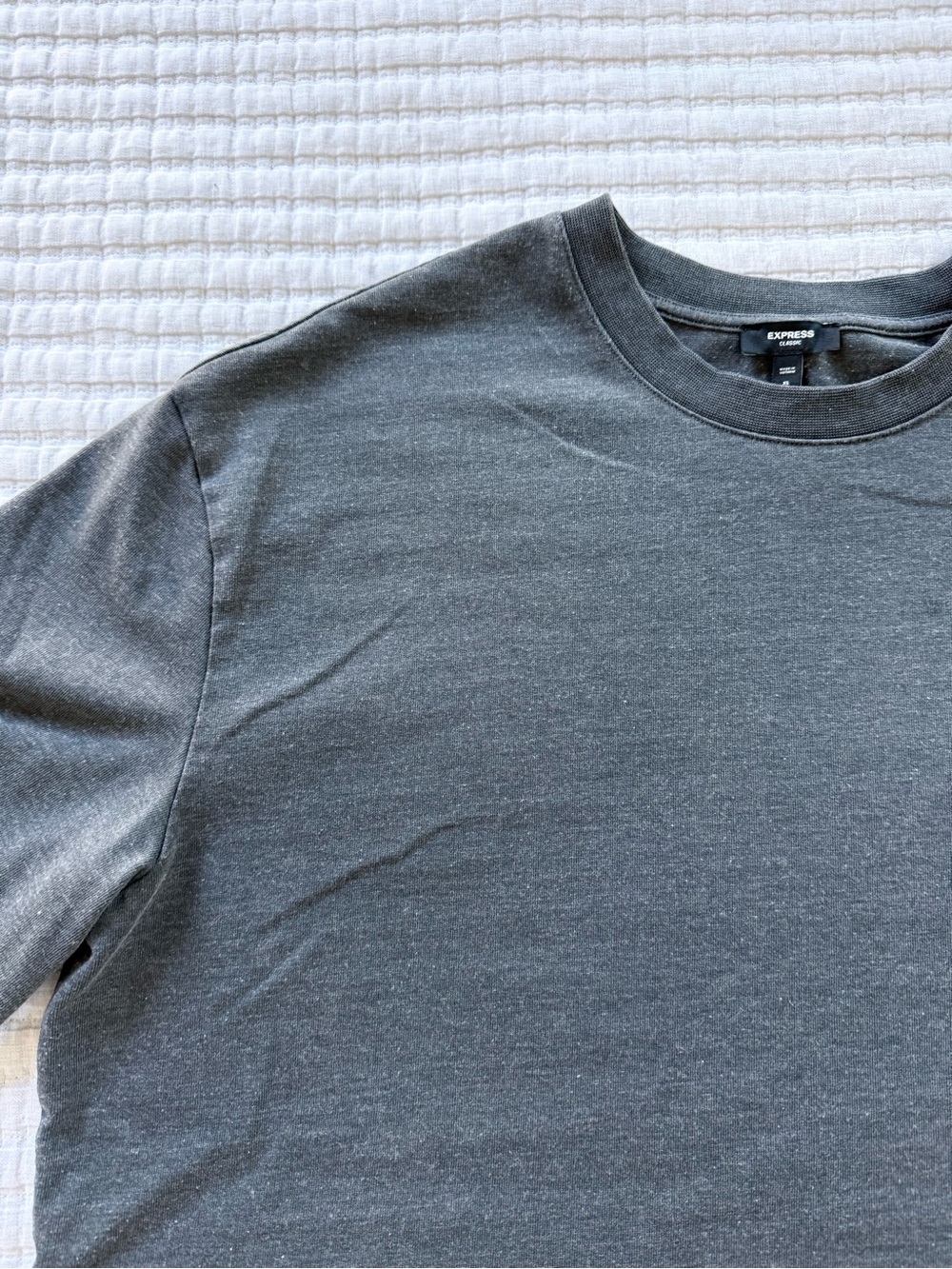 Express Men's Heather Charcoal Tee